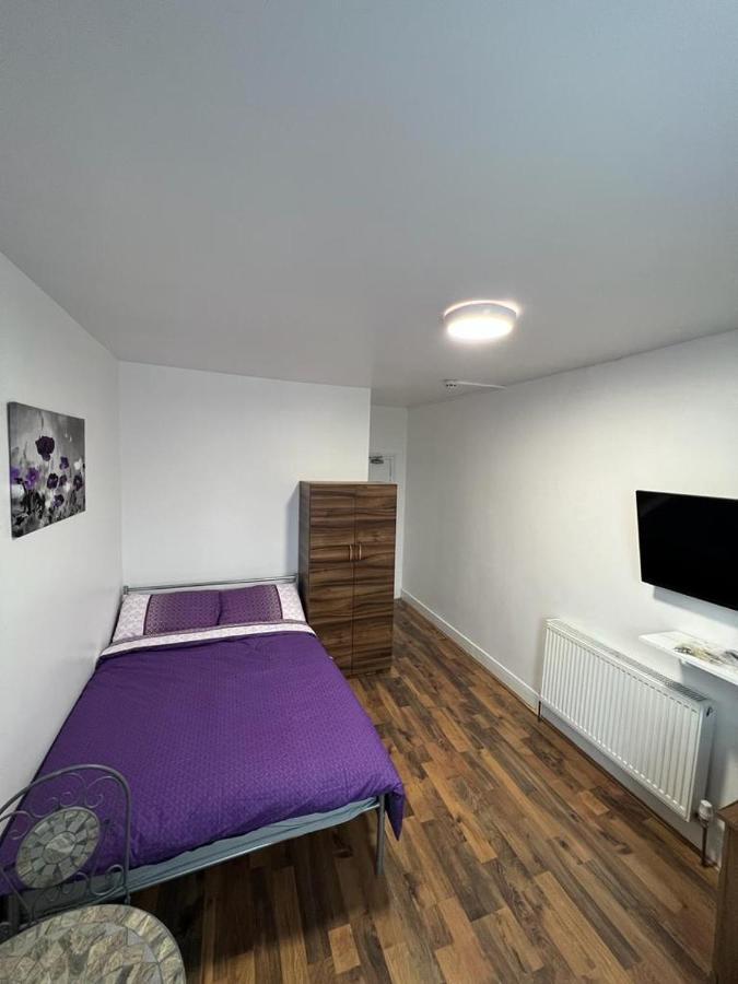 Hotel Woodgreen House Londra Esterno foto